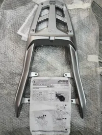 Support top case Yamaha xj6
