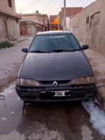 berline-renault-19-1994-es-senia-oran-algerie