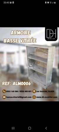 armoire basse Vitre