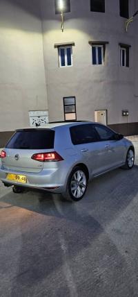 سيارات-volkswagen-golf-7-2015-cup-الجزائر-وسط