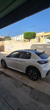 voitures-peugeot-208-2022-gt-line-nekmaria-ouled-boughalem-mostaganem-algerie
