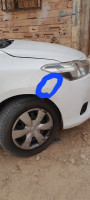 citadine-toyota-yaris-2015-الجديدة-taibet-ouargla-algerie