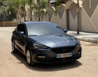 moyenne-berline-seat-leon-2021-blida-algerie