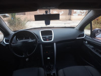 voitures-peugeot-207-2012-batna-algerie