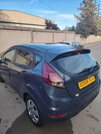 voitures-ford-fiesta-2013-sidi-amar-tipaza-algerie