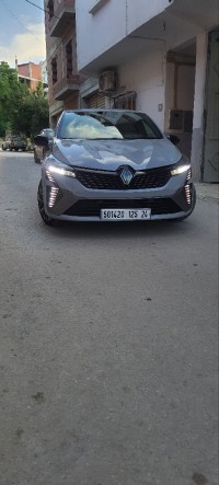 cars-renault-clio-5-2025-esprit-alpine-ras-el-agba-guelma-algeria