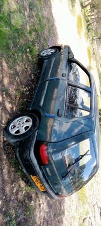 سيارات-renault-clio-1-1996-بوسعادة-المسيلة-الجزائر