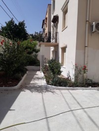 شقة-كراء-طابق-فيلا-4-غرف-الجزائر-العاشور