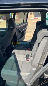 سيارات-volkswagen-touran-2014-life-البويرة-الجزائر