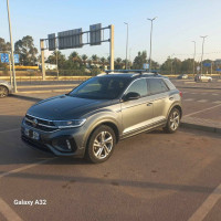 voitures-volkswagen-t-roc-2023-r-line-gouraya-tipaza-algerie