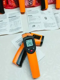 Thermomètre infrarouge laser جهاز قياس الحرارة عن بعد بليزر