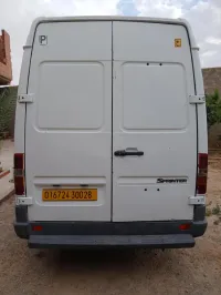 MERCEDES-BENZ SPRINTER 2000