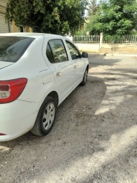 voitures-dacia-logan-2014-kheraza-guelma-algerie