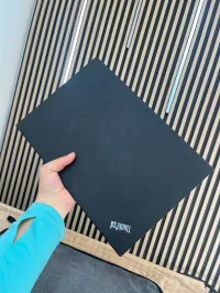 Lenovo thinkpad T490s