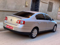 voitures-volkswagen-passat-2007-ain-bouyahia-defla-algerie