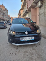 voitures-volkswagen-polo-cross-2016-oum-el-bouaghi-algerie