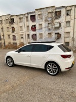 voitures-seat-leon-2015-fr15-el-bouni-annaba-algerie