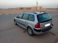 voitures-peugeot-307-2005-biskra-algerie