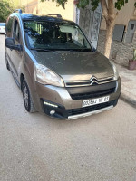 voitures-citroen-berlingo-multispace-2017-exclusif-plus-laghouat-algerie