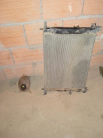 pieces-moteur-radiateur-et-bouteille-deau-renault-dci-soumaa-blida-algerie