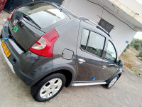 voitures-dacia-sandero-2012-bouira-algerie