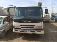 Isuzu F s r 2013