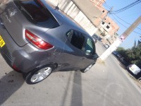 سيارات-renault-clio-4-2013-الكاليتوس-الجزائر