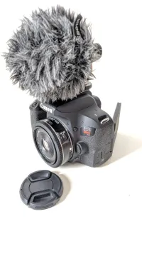 Canon 800d 24 mm f2.8 stm 6k 
