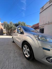 سيارات-peugeot-partner-2012-tepee-الشرفة-البويرة-الجزائر