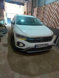 سيارات-volkswagen-t-roc-2022-life-plus-الجزائر-وسط