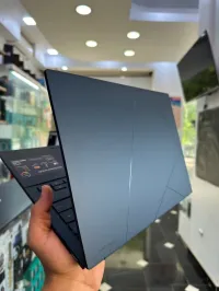 ASUS ZENBOOK 14 OLED PROCESSEUR INTEL CORE ULTRA 5 125H 'à 4,50 GHz 16GB 512GB ECRAN 14" 