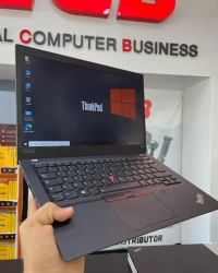LENOVO THINKPAD T490s Intel Core i7-8665U 8 Mo de cache, jusqu'à 4,80 GHz 16GB  256GB SSD 14" FHD 