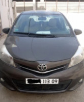 voitures-toyota-yaris-2013-blida-algerie