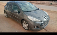 voitures-peugeot-207-2011-mostaganem-algerie