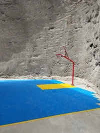 Revêtements Terrain de sport gomme synthétique acrylique epdm salle de sport 