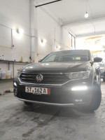 voitures-volkswagen-t-roc-2022-avtiv-hydra-alger-algerie