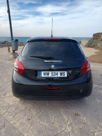 voitures-peugeot-208-2014-bouira-algerie