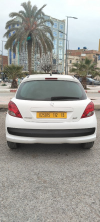 voitures-peugeot-207-2012-batna-algerie