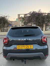 voitures-dacia-duster-2024-journey-oran-algerie