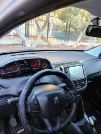 سيارات-peugeot-208-2014-allure-وهران-الجزائر
