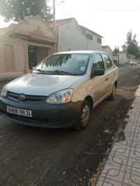 سيارات-toyota-echo-2005-قالمة-الجزائر