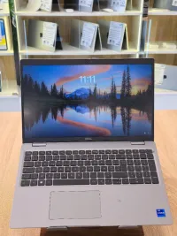 Dell LATITUDE 5540 i7-1370P 16G DDR5 256G 15,6" FHD IPS WIN11