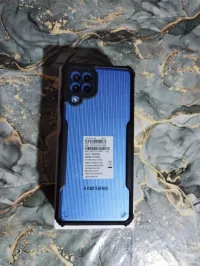 Samsung F22