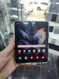Samsung Z fold 3