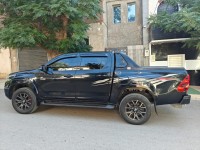 سيارات-toyota-gr-hilux-2023-معسكر-الجزائر