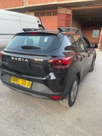 سيارات-dacia-sandero-2023-expression-أقبو-بجاية-الجزائر