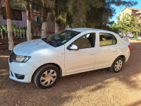 voitures-dacia-logan-2014-algerie