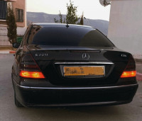 voitures-mercedes-classe-e-2003-220-skikda-algerie