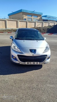 voitures-peugeot-207-2009-el-hachimia-bouira-algerie