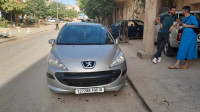 citadine-peugeot-207-2008-el-omaria-medea-algerie